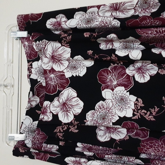 Lane Bryant Floral Black White Skirt Women 14/16 Pull On Elastic Waist Boho Y2k - Picture 3 of 7